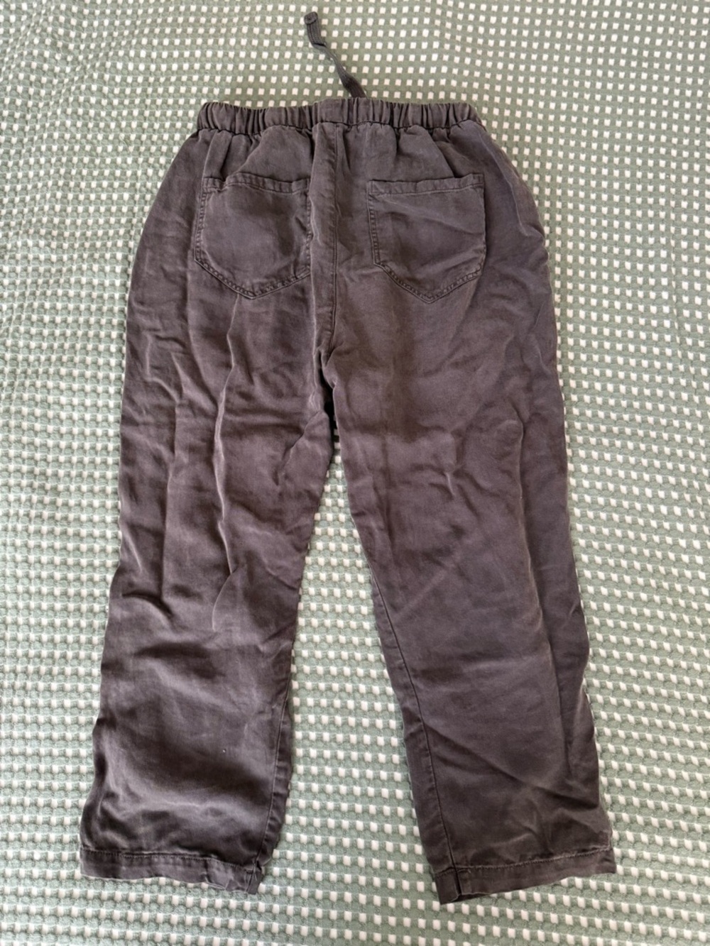 Zara women’s Charcoal loose fitting cropped pants